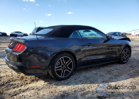 2022 Ford Mustang z USA, uszkodzony, nr VIN 1FATP8UH2N5102486